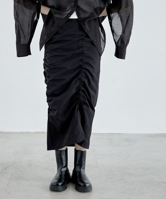 {"color":"\u30d6\u30e9\u30c3\u30af","info":"model\uff1aH170cm size\uff1aM"}