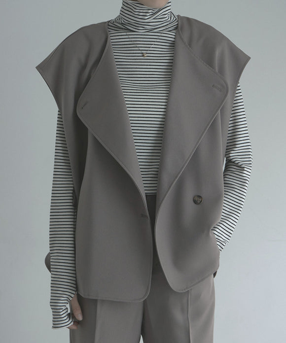 {"color":"\u30b0\u30ec\u30fc\u30b8\u30e5","info":"model\uff1aH170cm size\uff1aM"}