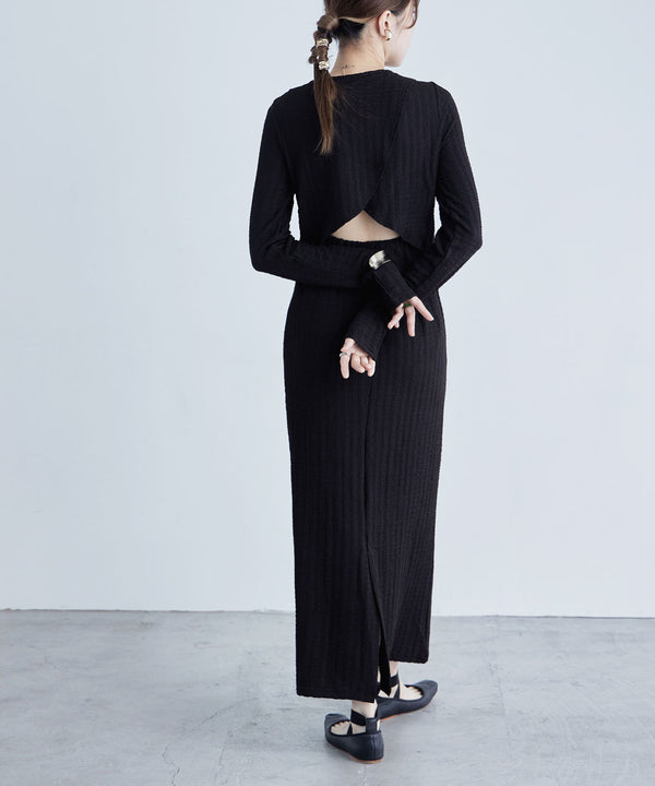 {"color":"\u30d6\u30e9\u30c3\u30af","info":""}