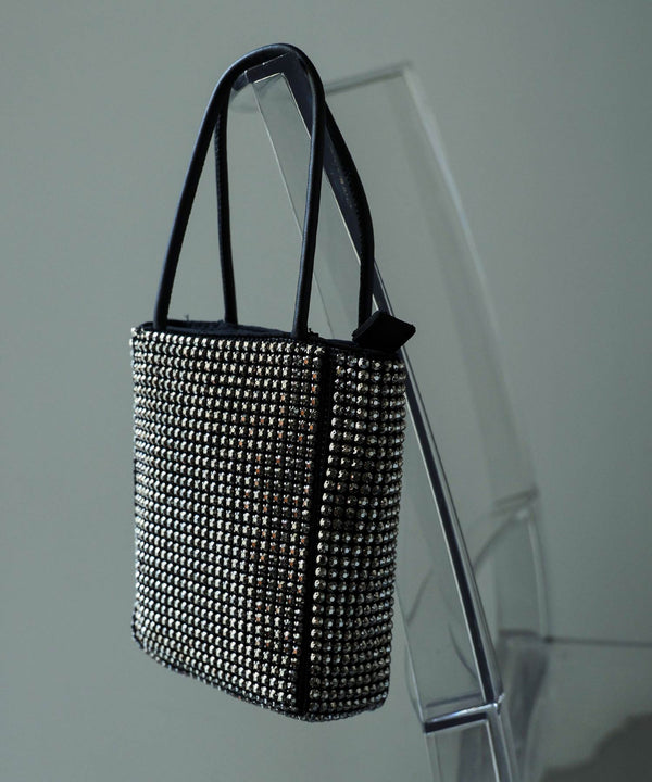 {"color":"","info":""}