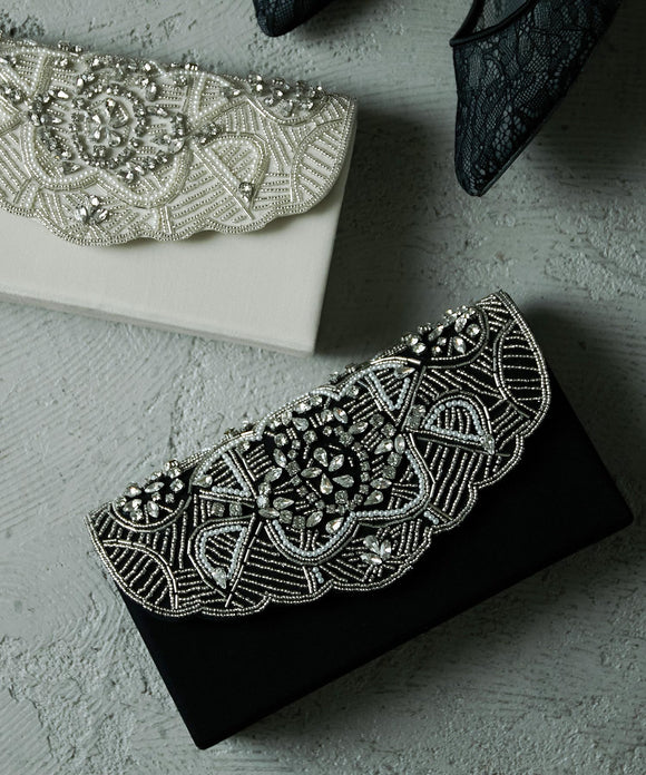 niana 幾何学風ビジュークラッチバッグ ブラック