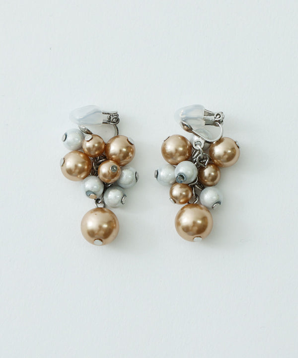 {"color":"\u30b4\u30fc\u30eb\u30c9","info":""}