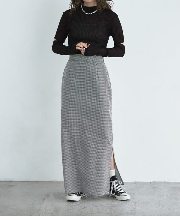 {"color":"\u30d6\u30e9\u30c3\u30af","info":""}