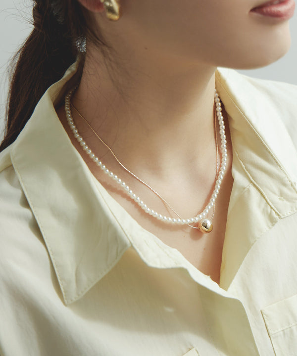 {"color":"\u30b4\u30fc\u30eb\u30c9","info":""}