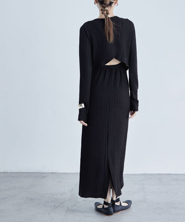 {"color":"\u30d6\u30e9\u30c3\u30af","info":""}