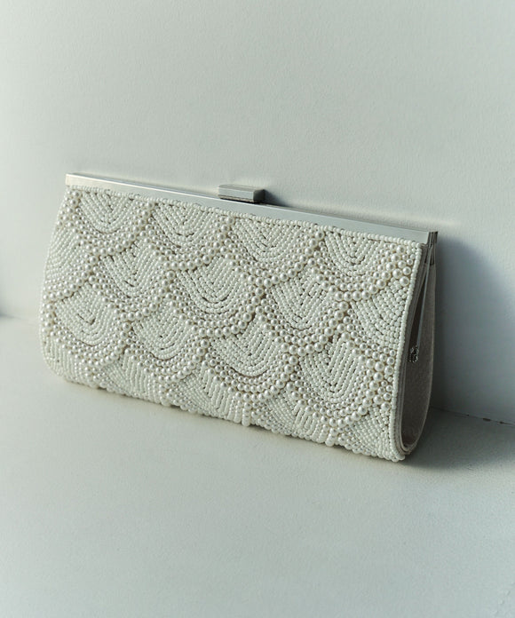 niana パール&ビーズパーティーバッグ ベージュ