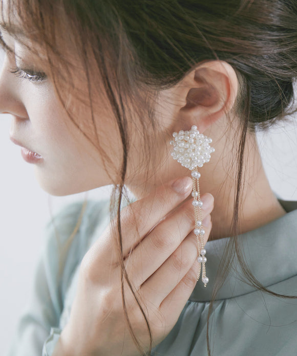 niana パールタッセルイヤリング ベージュ