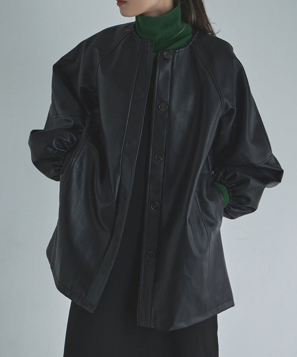 {"color":"\u30d6\u30e9\u30c3\u30af","info":"model\uff1aH170cm size\uff1aF"}