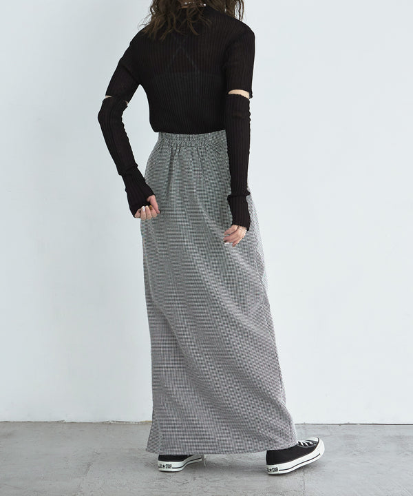 {"color":"\u30d6\u30e9\u30c3\u30af","info":""}