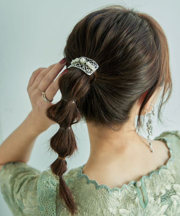 {"color":"\u30b7\u30eb\u30d0\u30fc","info":""}