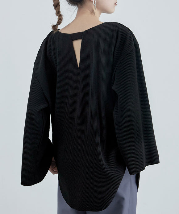{"color":"\u30d6\u30e9\u30c3\u30af","info":"model\uff1aH170cm size\uff1aM"}