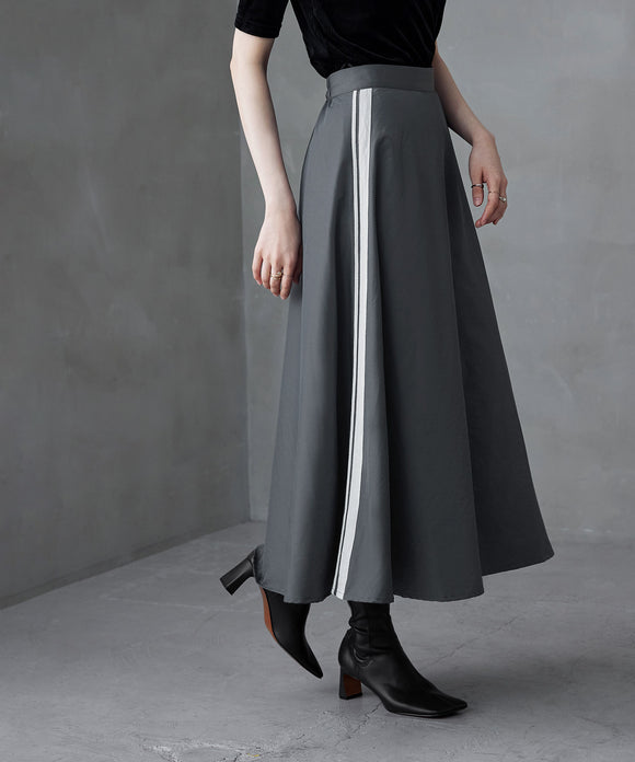 {"color":"\u30c1\u30e3\u30b3\u30fc\u30eb","info":"model\uff1aH170cm size\uff1aF"}