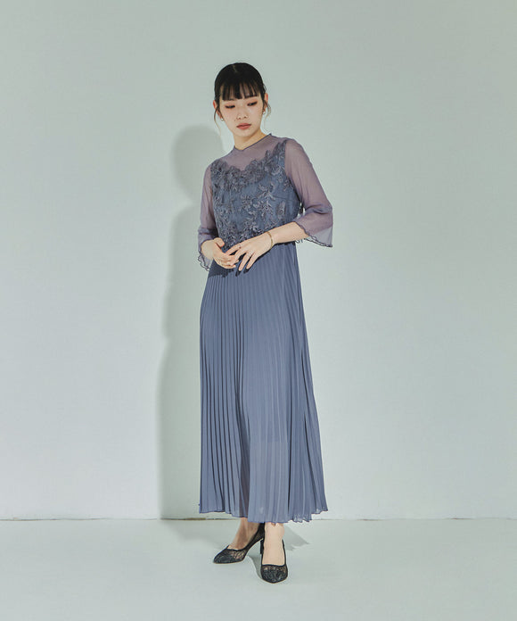 {"color":"\u30b0\u30ec\u30a4\u30c3\u30b7\u30e5\u30d6\u30eb\u30fc","info":"model\uff1aH160cm size\uff1aM"}